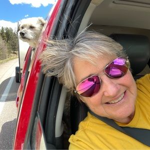 Meet your Posher, Stephanie